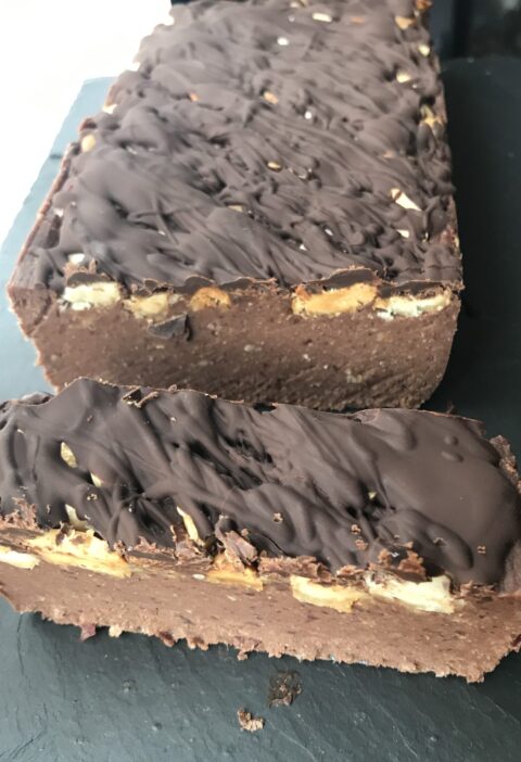 brownie de alubias rojas, sin horno, barritas protéicas saludables sin gluten, sin azucar, sin harina, receta
