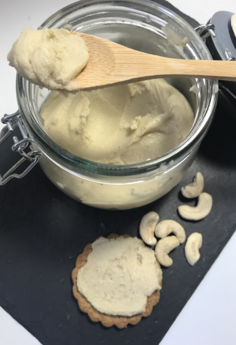 nutella blanca, receta sin thermonix, receta casera y saludable sin azucar
