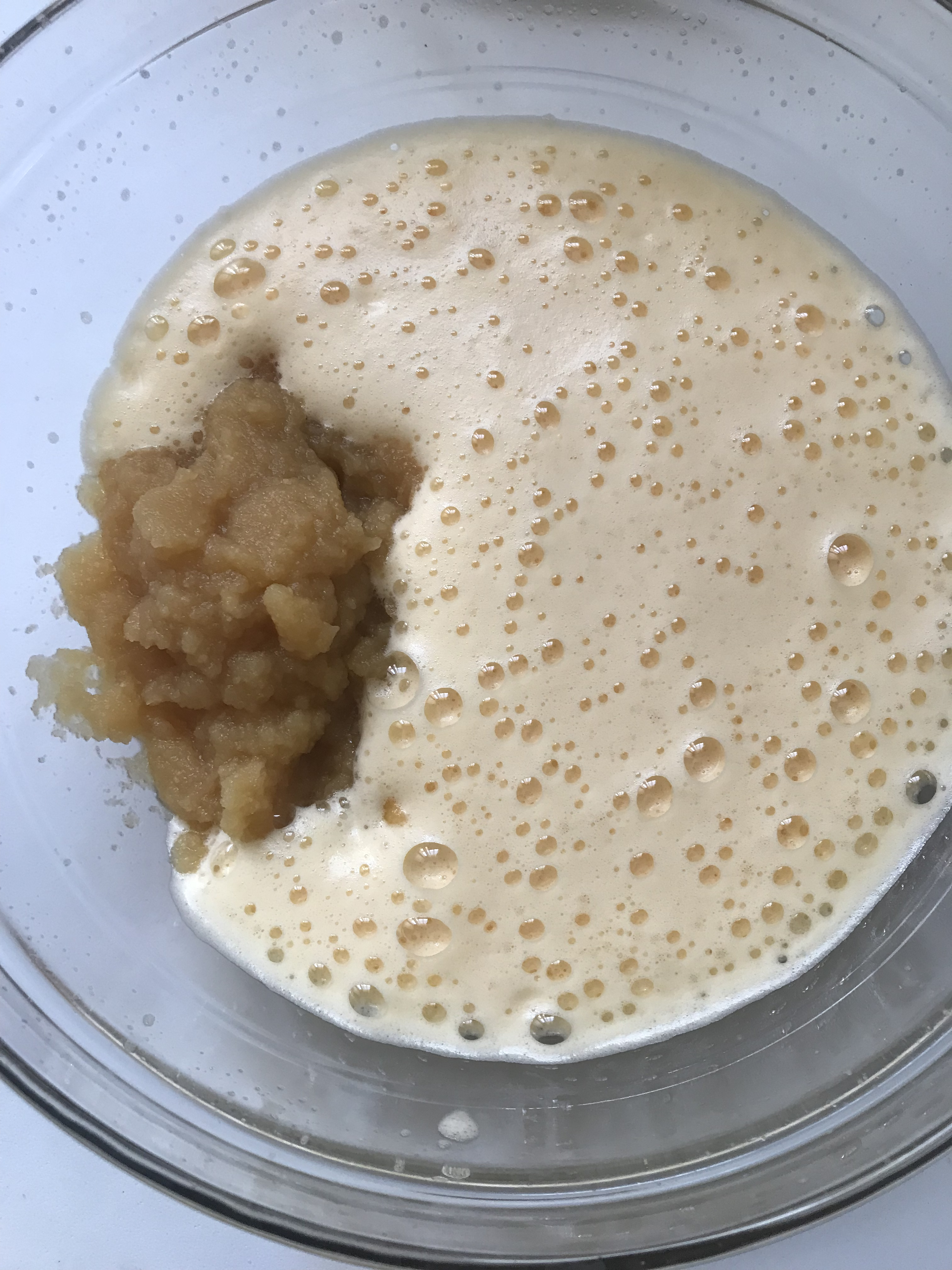 bizcocho con pure de manzana