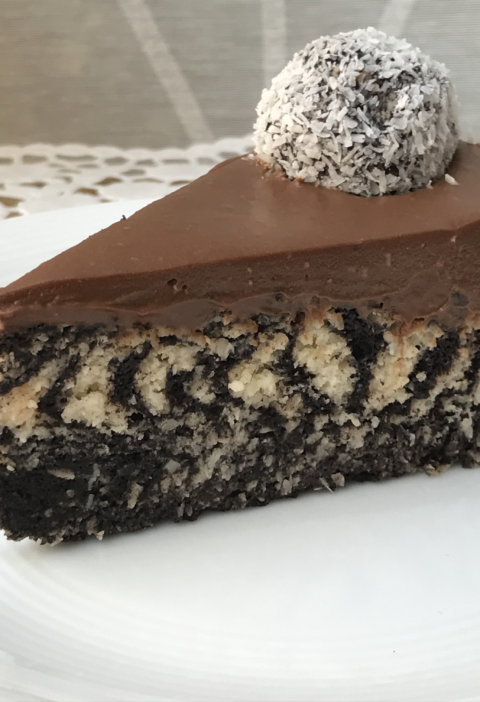 tarta de alubias, brownie de alubias, tarta saludable sin harina y sin azucar, tarta para celiacos