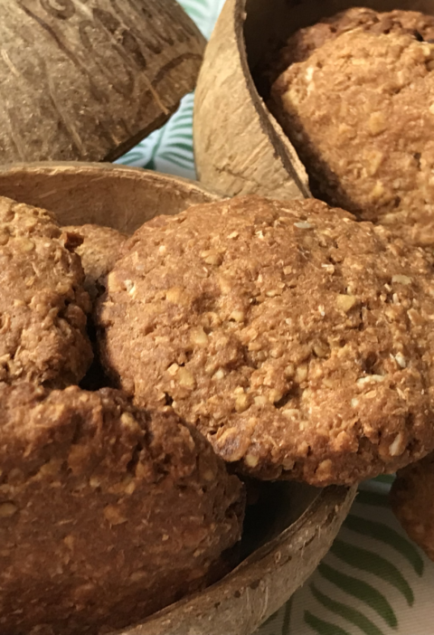 galletas de avena y coco, sin azucar refinada, sin harina, con huevos, al horno, postres saludables