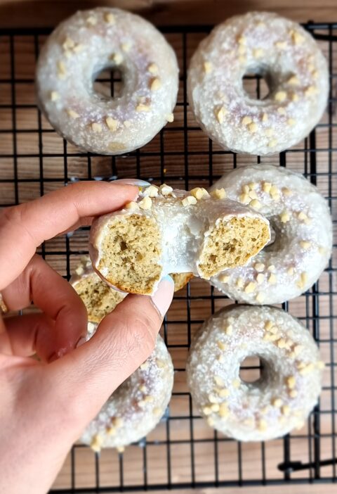 donuts con harina de avena, almendras, chocolate blanco, saludables, sin azucar, sin harina